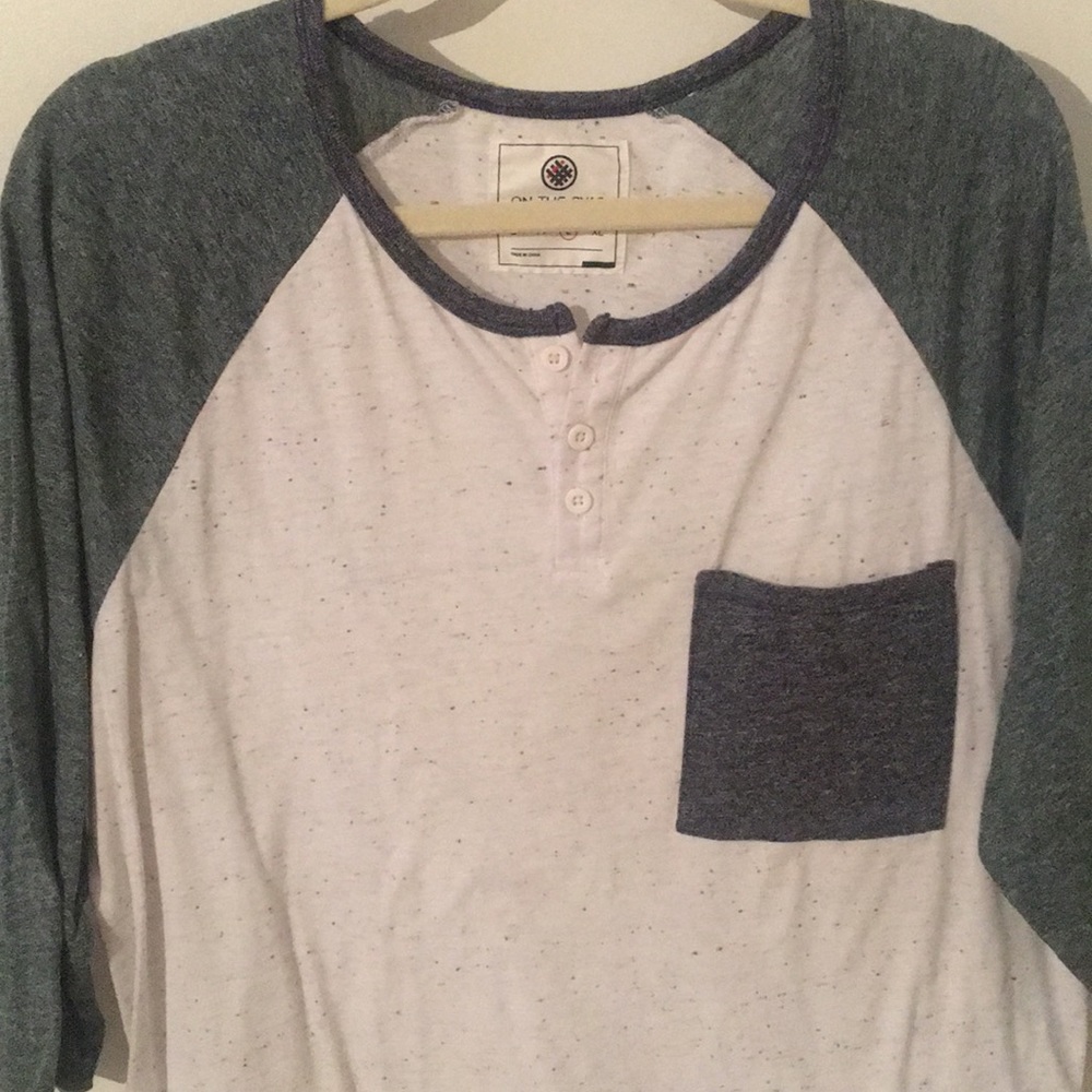 ON THE BYAS White Tee with 3/4 Length Sleeves